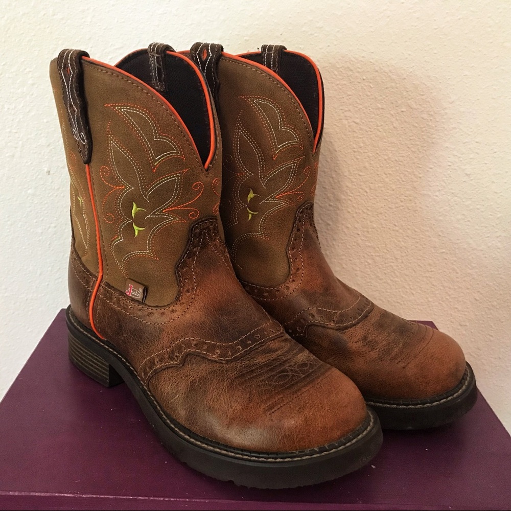 Justin Gypsy Roundtoe Boot